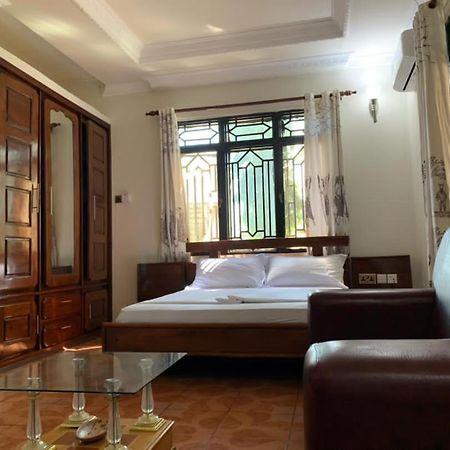 Coast View Resort Kigoma Esterno foto