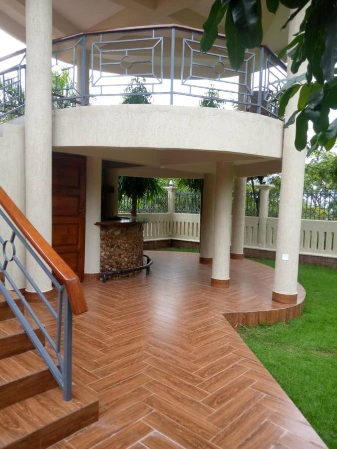 Coast View Resort Kigoma Esterno foto