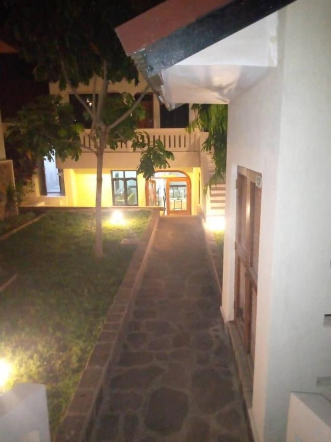 Coast View Resort Kigoma Esterno foto
