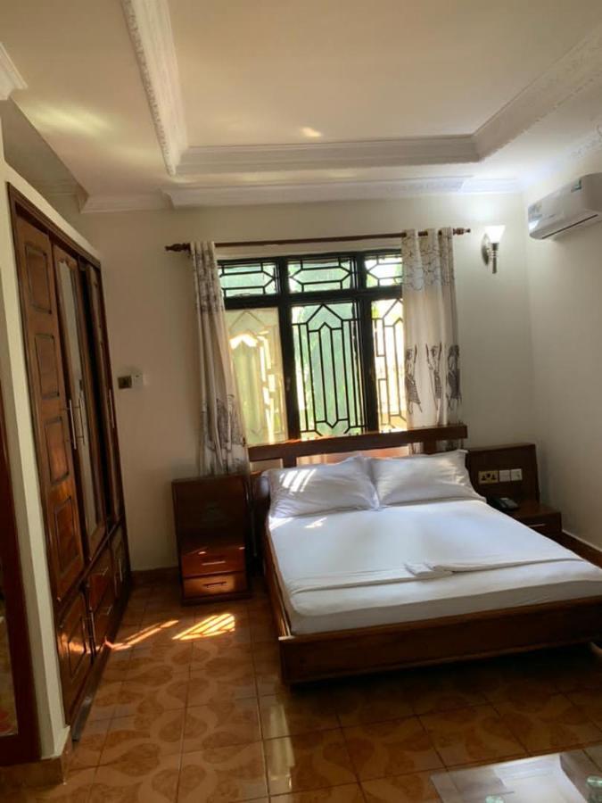 Coast View Resort Kigoma Esterno foto