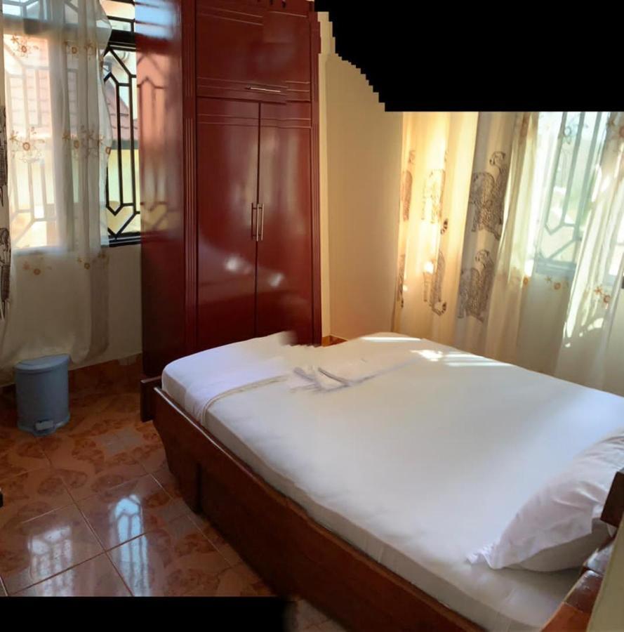 Coast View Resort Kigoma Esterno foto